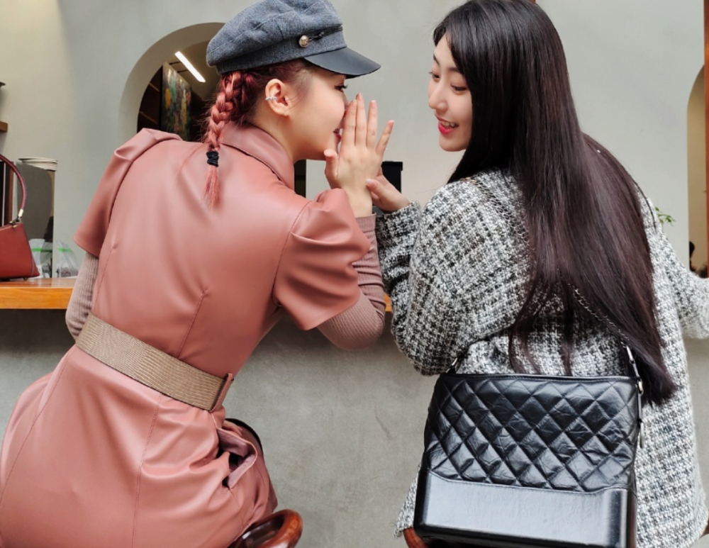 心动3郑琴心钟佩妍同居从细节看出和姚沐希关系太现实