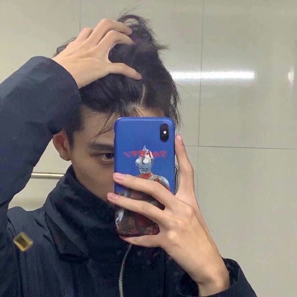 优质男头所念之人在远方