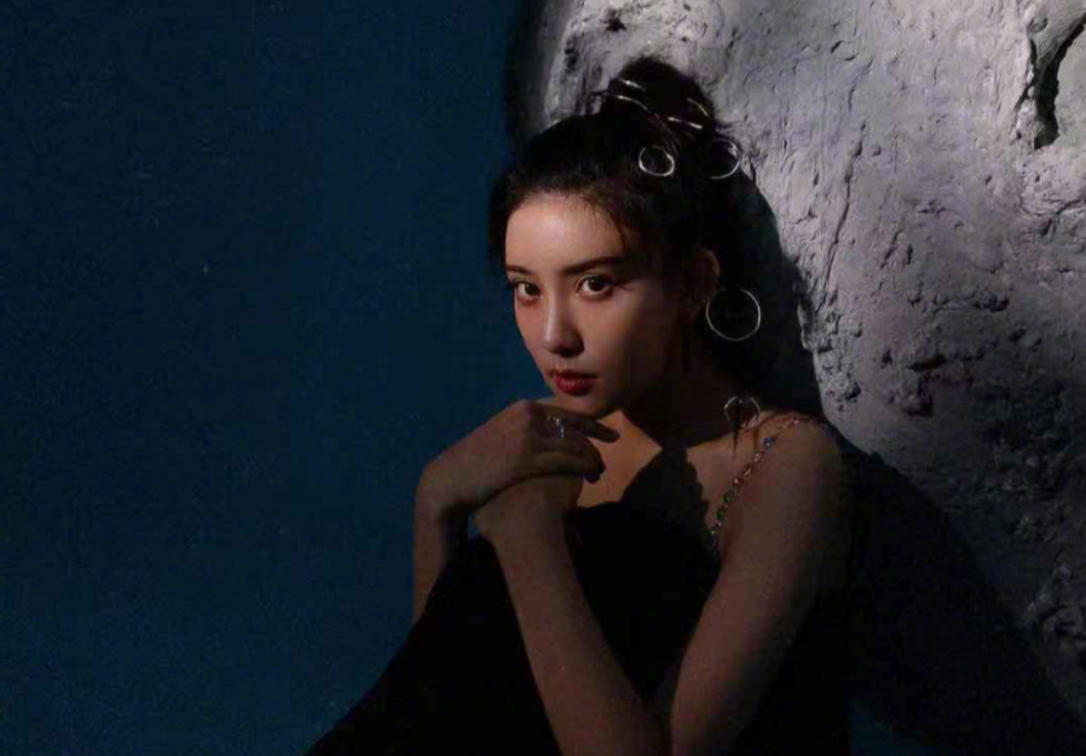 郭敬明|终于有人治她了