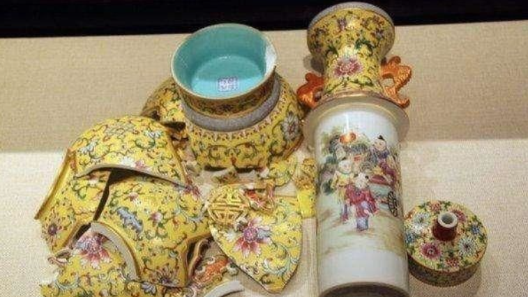 王刚|王刚正面回应砸错2亿古董：砸的就是赝品，持宝人几次起诉都败诉