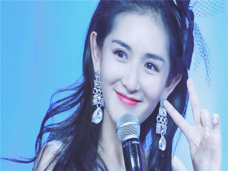 谢娜|谢娜孕吐明显，节目中不参加游戏，网友：二胎预定