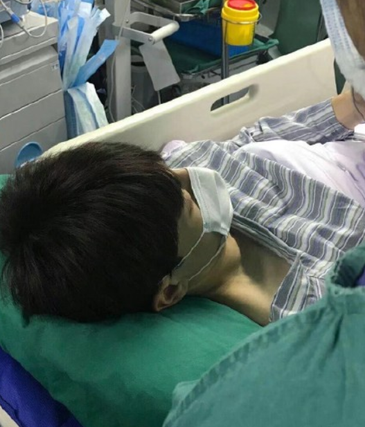 网友违法泄露邓伦手术病情还造谣他整容工作室发声维权