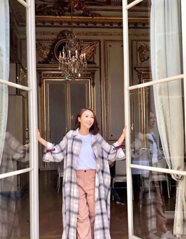 黎姿|黎姿3亿豪宅内景曝光，与残障老公很恩爱，阔太太都过什么生活？