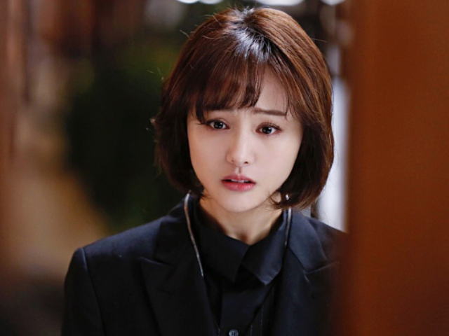 郑爽一连3部新剧官宣部部堪称神仙阵容其中一部挑战经典