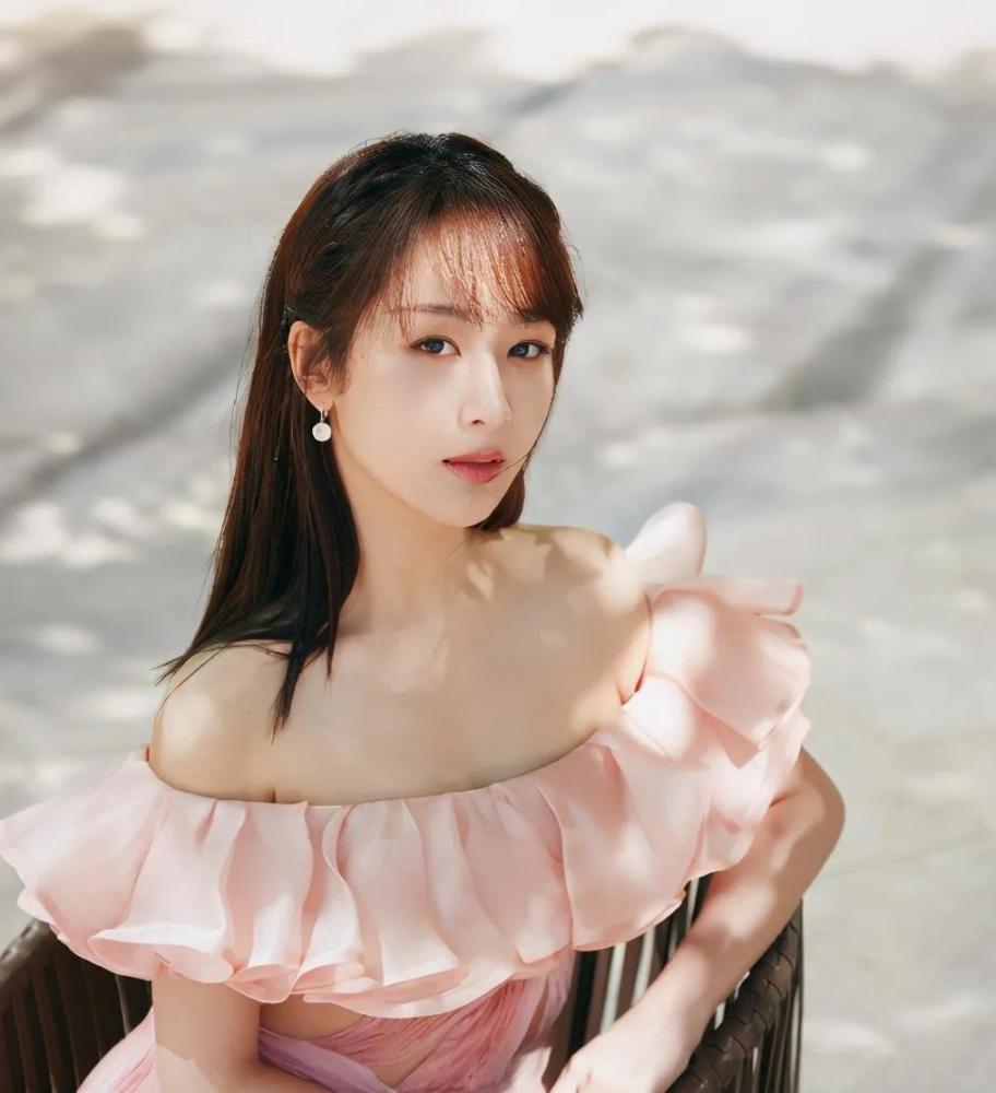 杨紫|是明星“玻璃心”，还是黑粉太猖狂？杨紫胜诉的背后还有更多隐痛