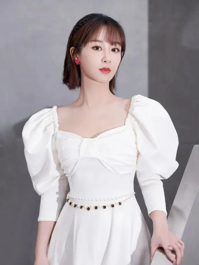 杨紫|是明星“玻璃心”，还是黑粉太猖狂？杨紫胜诉的背后还有更多隐痛