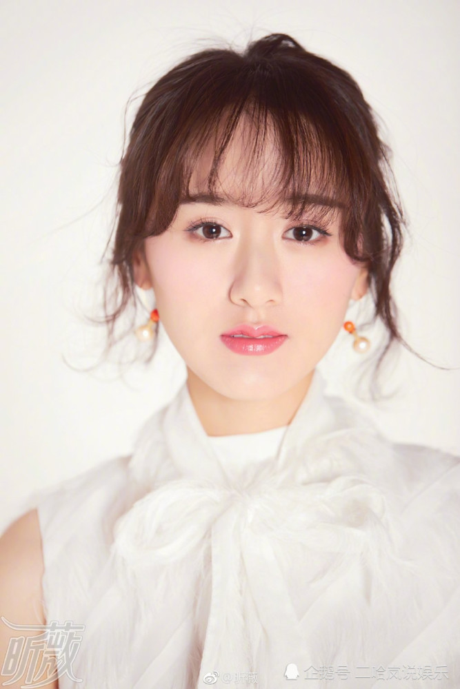 明星排名榜2020名单_2020内地女星人气排行:鞠婧祎不敌袁冰妍,杨紫第2,榜