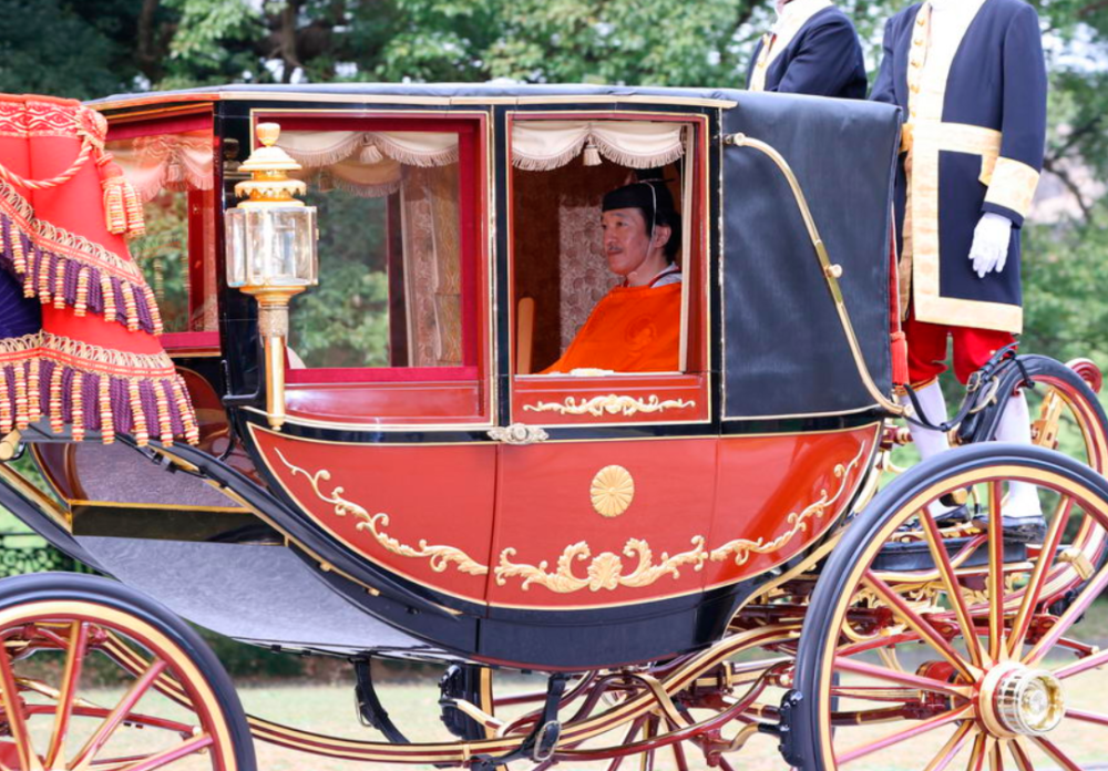 日本新皇太子妃 24岁以平民身份嫁入皇室 40岁冒死生下儿子 腾讯新闻