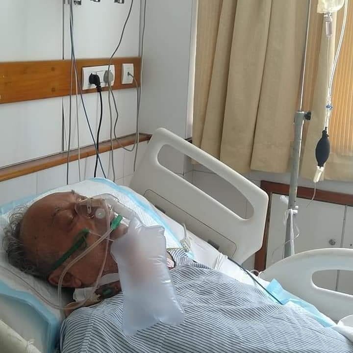 松米特拉·查特吉|印度巨星因新冠去世，ICU内照片曝光，家人竟在葬礼上与他吻别