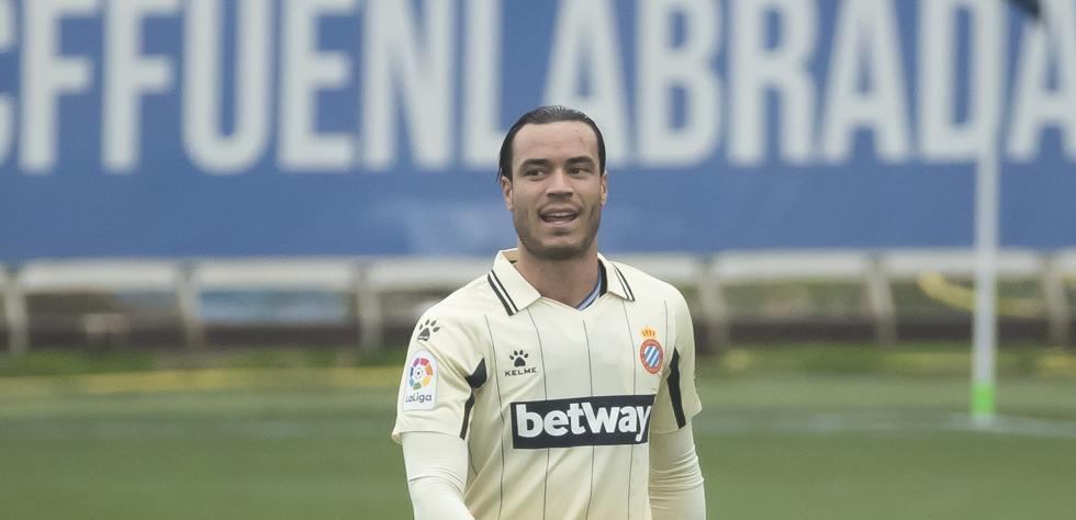 伟大的1-0!西班牙人克星踢疯了,创3大纪录,对手2人拿红牌