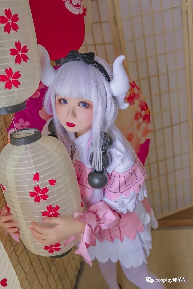 cos:康娜 嗷呜嗷呜～这么可爱,谁顶得住