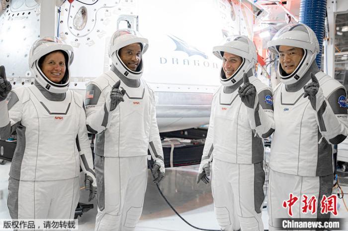 太空探索技术公司|美“太空班车”正式启航！SpaceX载人“龙”飞船顺利升空