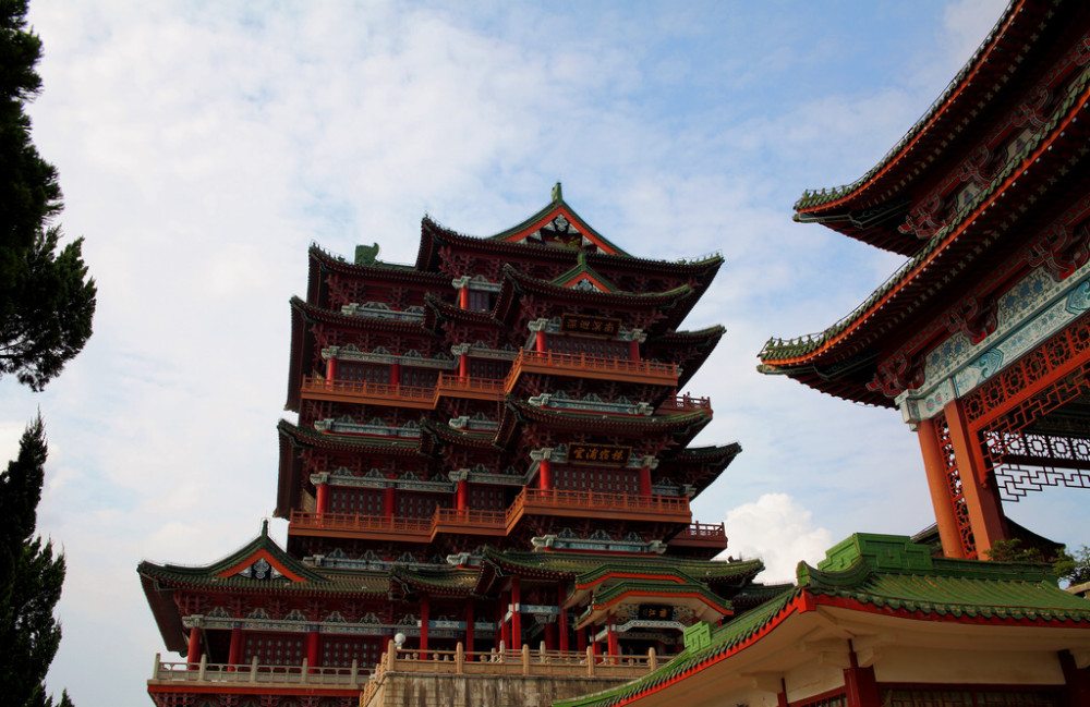 滕王阁|叹王勃：磨难是成长的财富，但过多的磨难，也会成为致命的打击