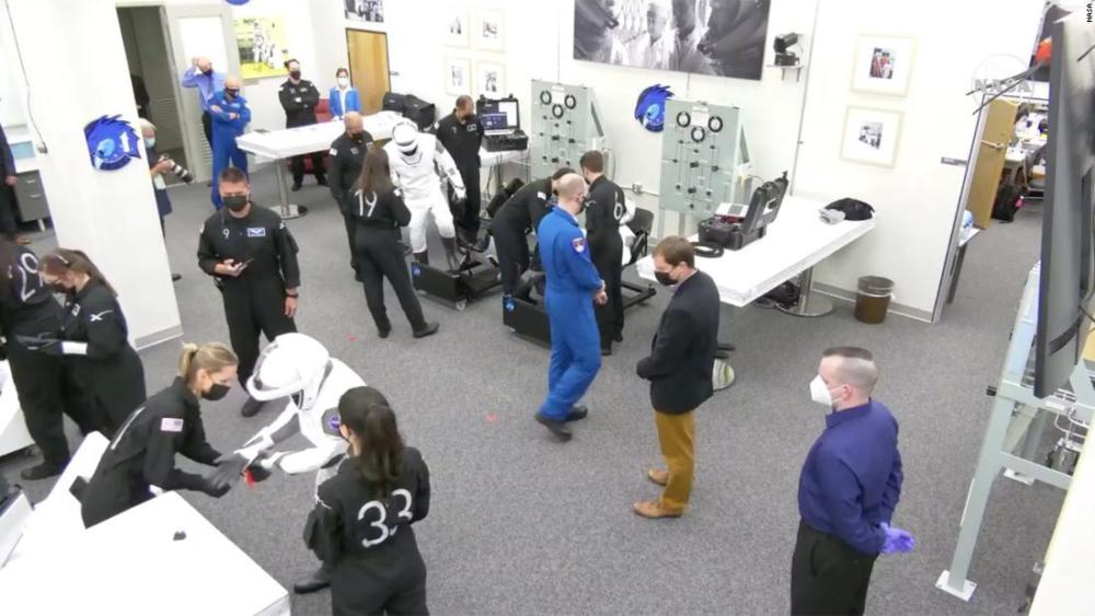 国际空间站|龙飞船再次成功发射，搭载4人直奔空间站，美国不再向俄罗斯低头