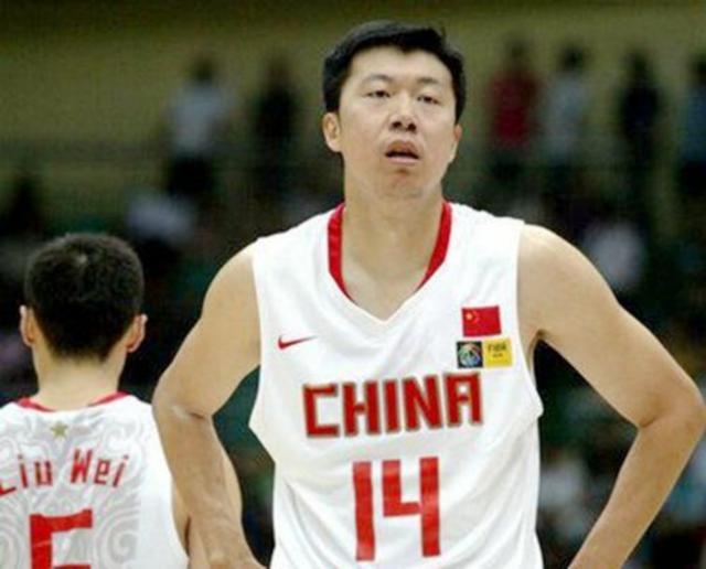 也都有错,但真正的罪魁祸首,就是那些伪造事实的记者和他的朋友陈伟明