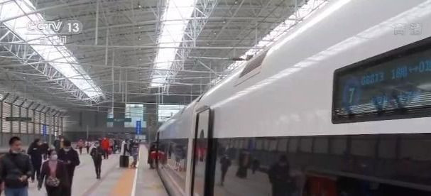 滑雪|“滑雪专列”因空间不足装不下你我的雪板？记者实地调查