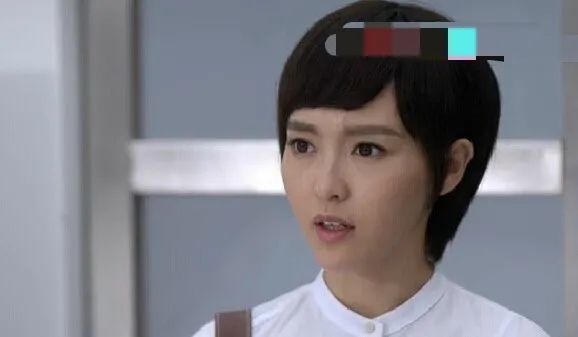 孟子义|相比孟子义古装涂指甲，肖战唐嫣美瞳更出戏，鞠婧祎女团妆才该换掉