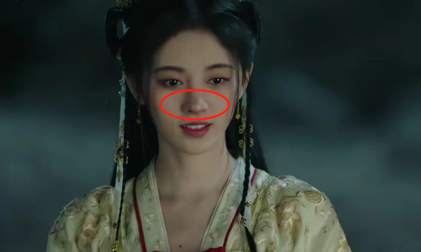 孟子义|相比孟子义古装涂指甲，肖战唐嫣美瞳更出戏，鞠婧祎女团妆才该换掉