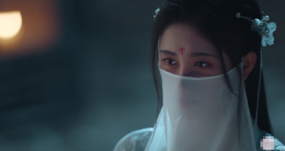 孟子义|相比孟子义古装涂指甲，肖战唐嫣美瞳更出戏，鞠婧祎女团妆才该换掉