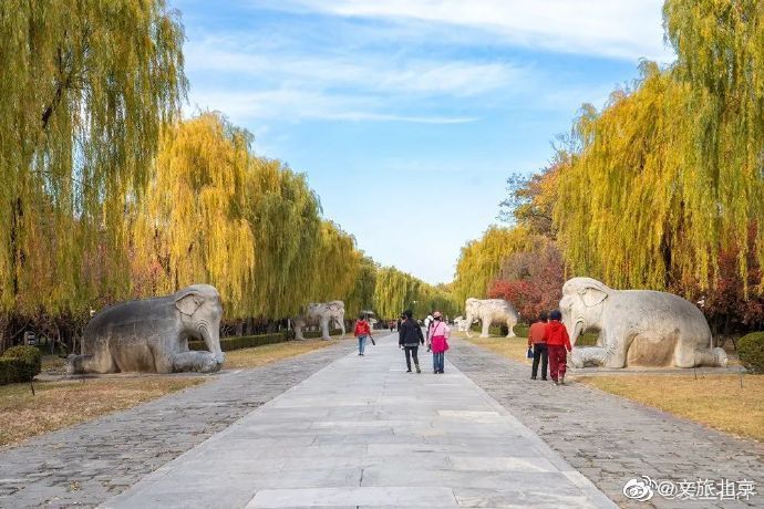 明十三陵|昌平最后一波高颜值秋色还不抓紧收割？现在去还不晚！