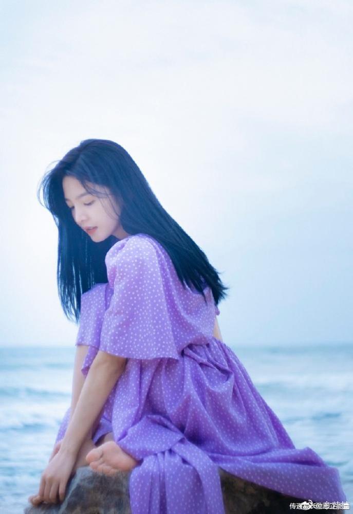 章若楠生日穿紫裙甜美似公主,她不愧是氧气女神,更是励志女神