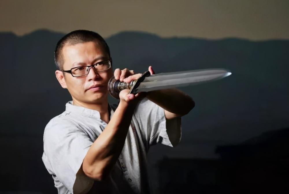 携手龙泉铸剑师胡小军新梦想世界灵虚化境焕新上线