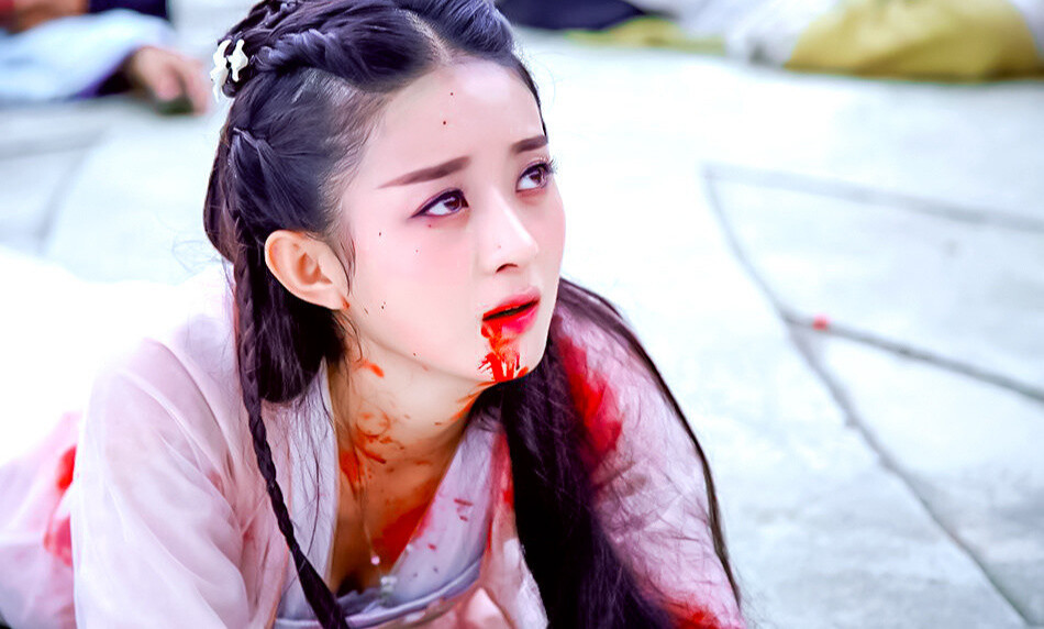 古装剧中,经典虐心名场面,凤九断尾,小枫自刎,哪一段更虐心?_腾讯新闻