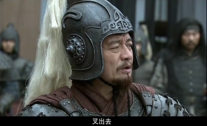 而袁术则一脸嫌弃表示,你区区一个马弓手也敢口出狂言,以为我们众诸侯