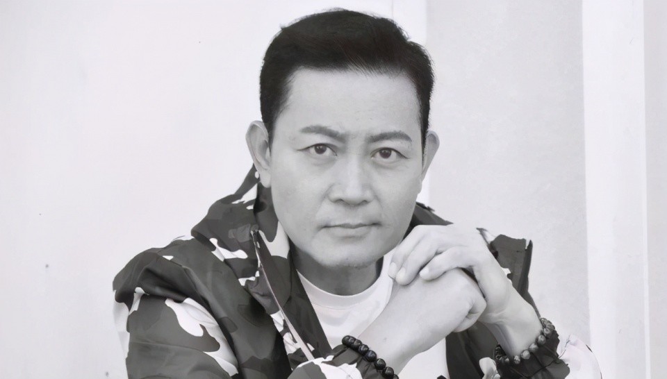 一切以牺牲健康为代价的行为,都是不值得的_香港男演员,tvb名配角曾伟