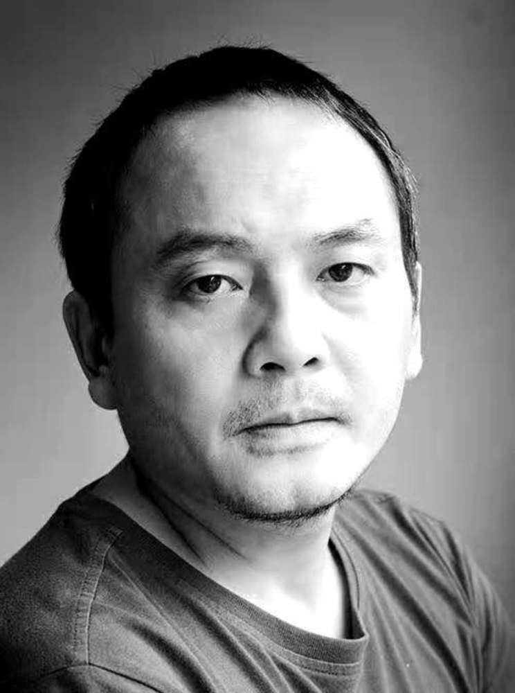 诗人陶春突发心脏病去世