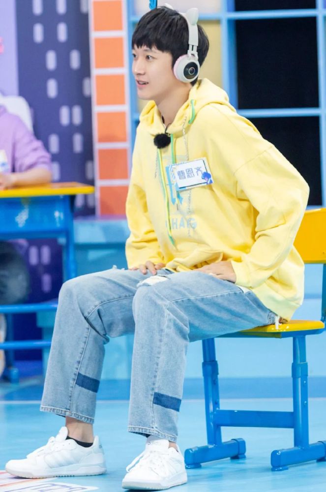 有了可爱的mc,《名侦探学院》的内容也很有趣:玩找机头游戏时,郭文韬