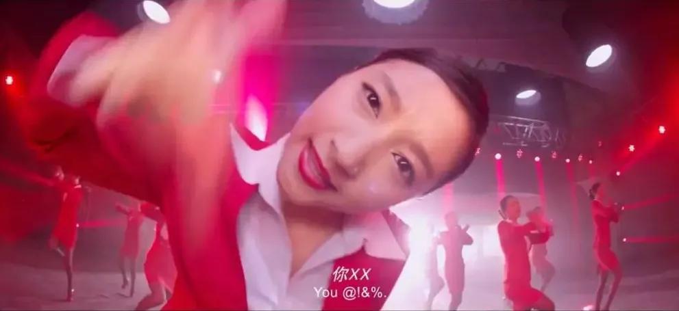 豪门|见明星，嫁豪门？头等舱空乘的日与夜