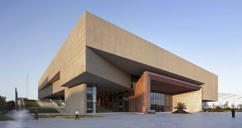 瓷器|同样的瓷器全部被乾隆砸碎，只留下一个，身价过亿也不会流通