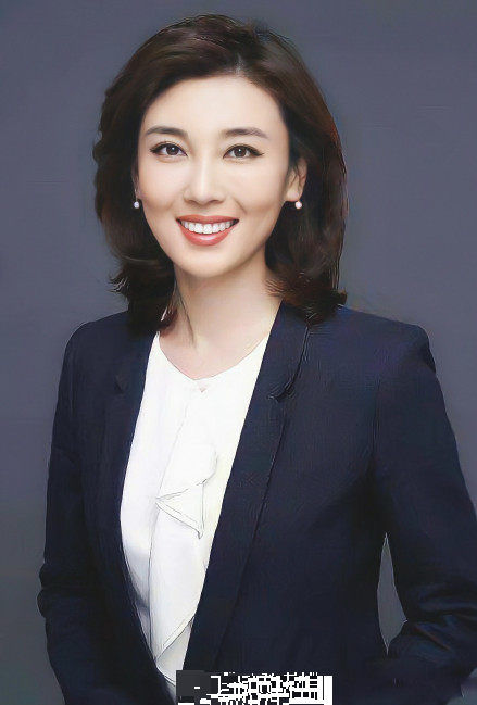 43岁央视美女主持因身材太好被警告 嫁富豪后生活幸福