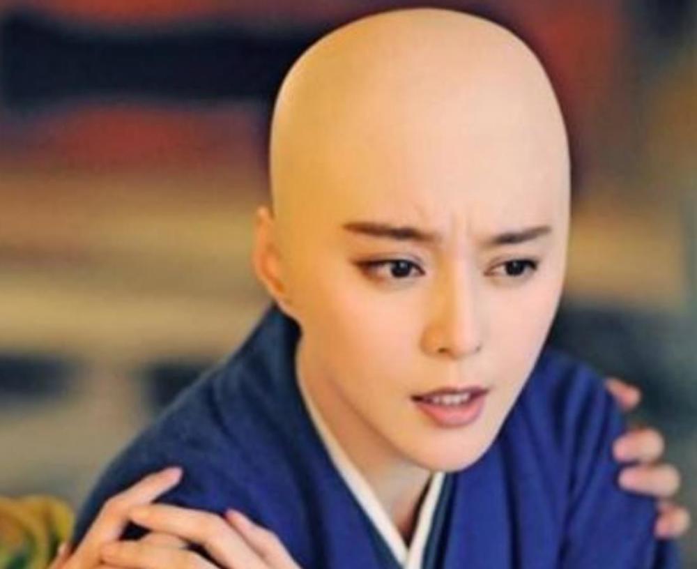 同样都是演戏剃光头,前四位女星都靠头套,唯独她是真的剃!