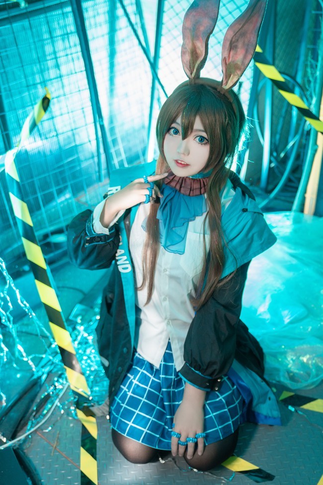 博士,您工作辛苦了.——《明日方舟》阿米娅