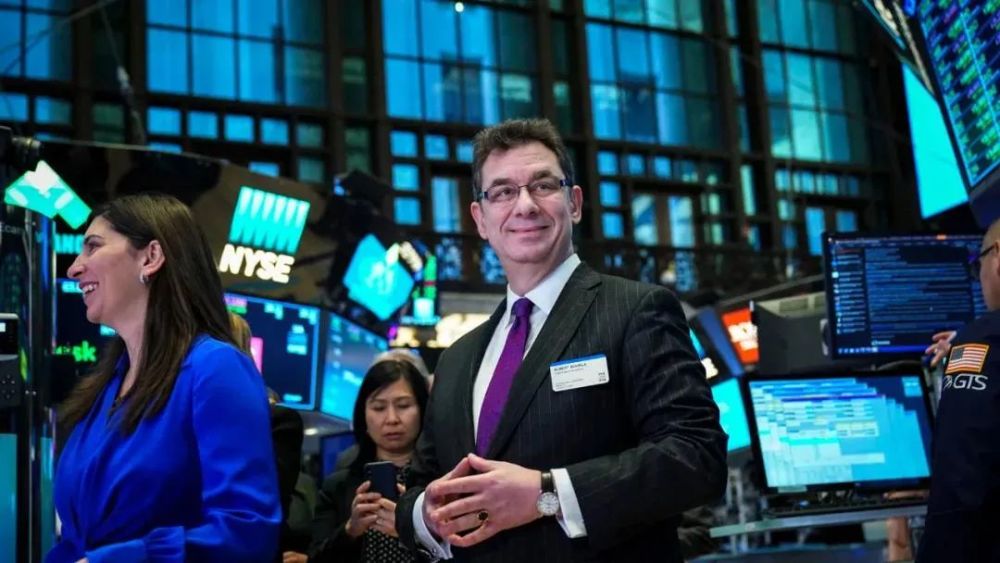 辉瑞|惊！刚刚称新冠疫苗有效性92％ 4名医生接种后确诊！坏消息还在后面…