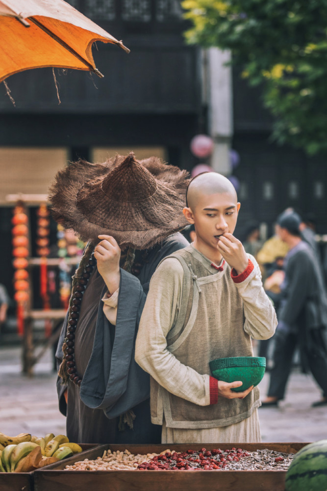 张一山|被吐槽《鹿鼎记》中演技浮夸，张一山方正面回应，坦言还在成长！