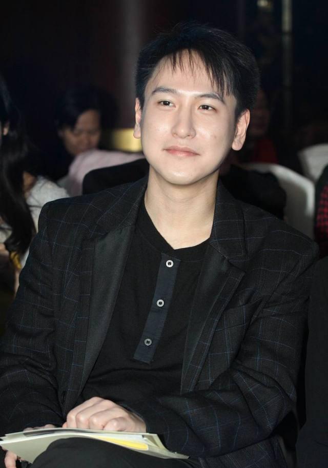 汤珈铖:父亲生前留下上海133套房,每套市值上亿,如今单身一人