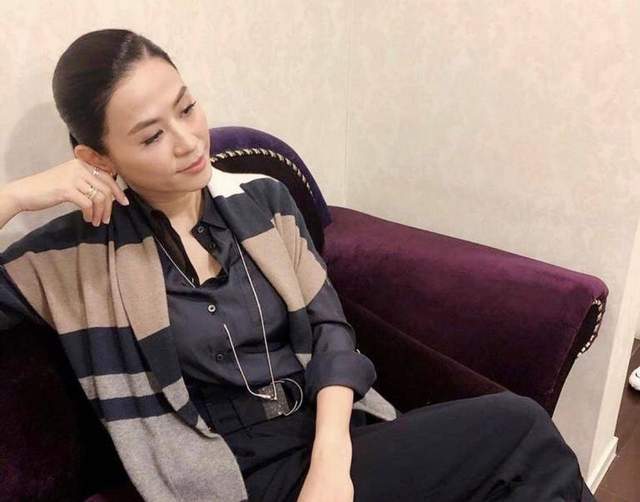 宣萱|最佳收视荧幕情侣！宣萱晒与欧阳震华合照，引网友猜测有新作品