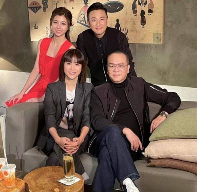 宣萱|最佳收视荧幕情侣！宣萱晒与欧阳震华合照，引网友猜测有新作品