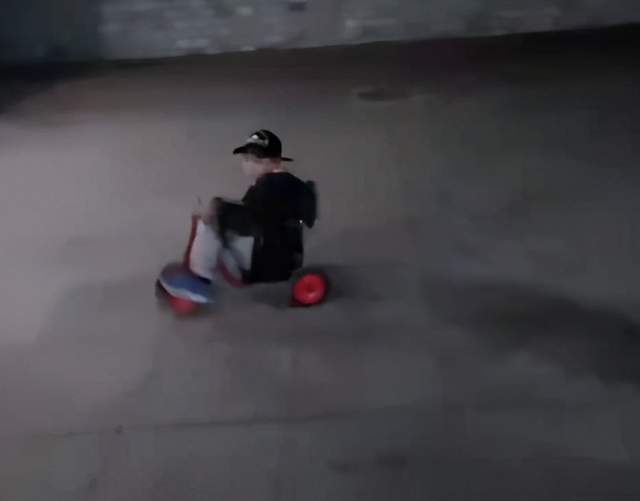 刘和刚|刘和刚罕曝近况，曾拜师蒋大为登12次春晚，现娶小10岁娇妻太幸福