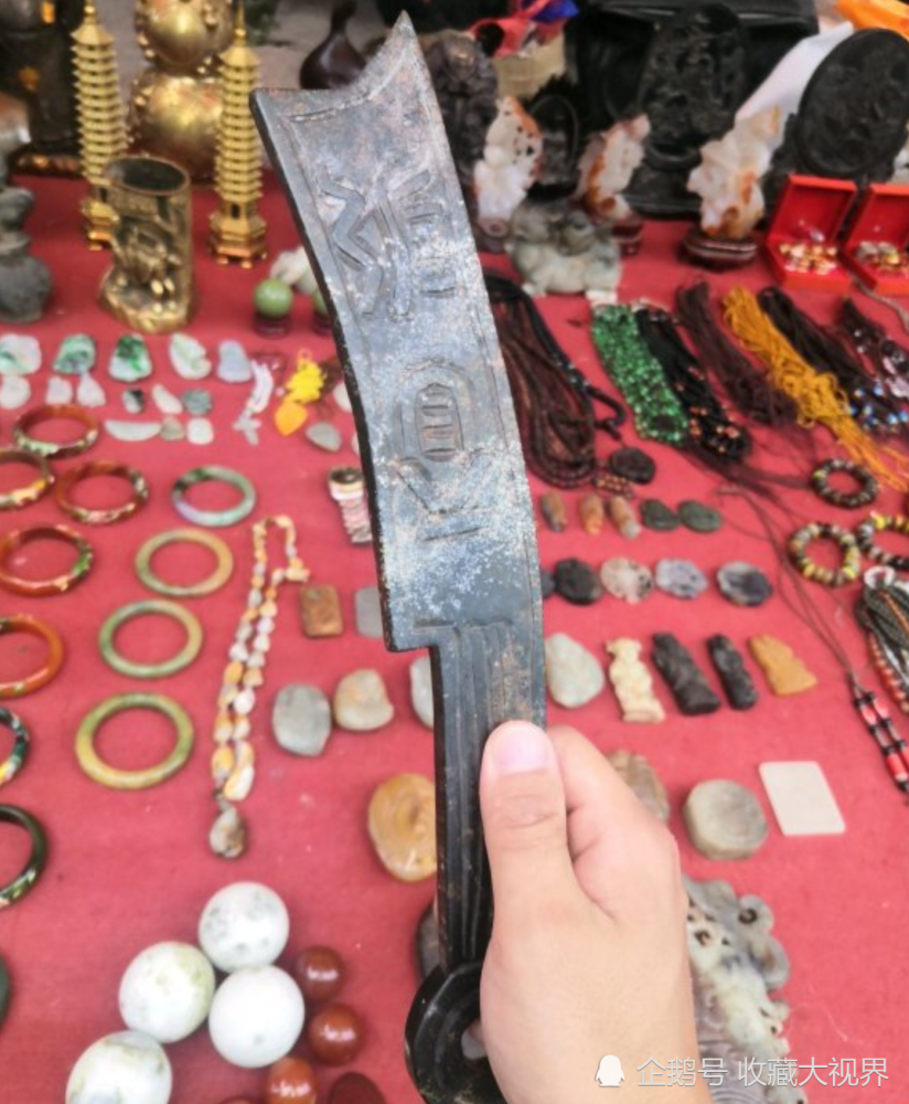 地摊上那些毁三观的假古董,能把人笑傻,辽代"光头强"都出来了_腾讯