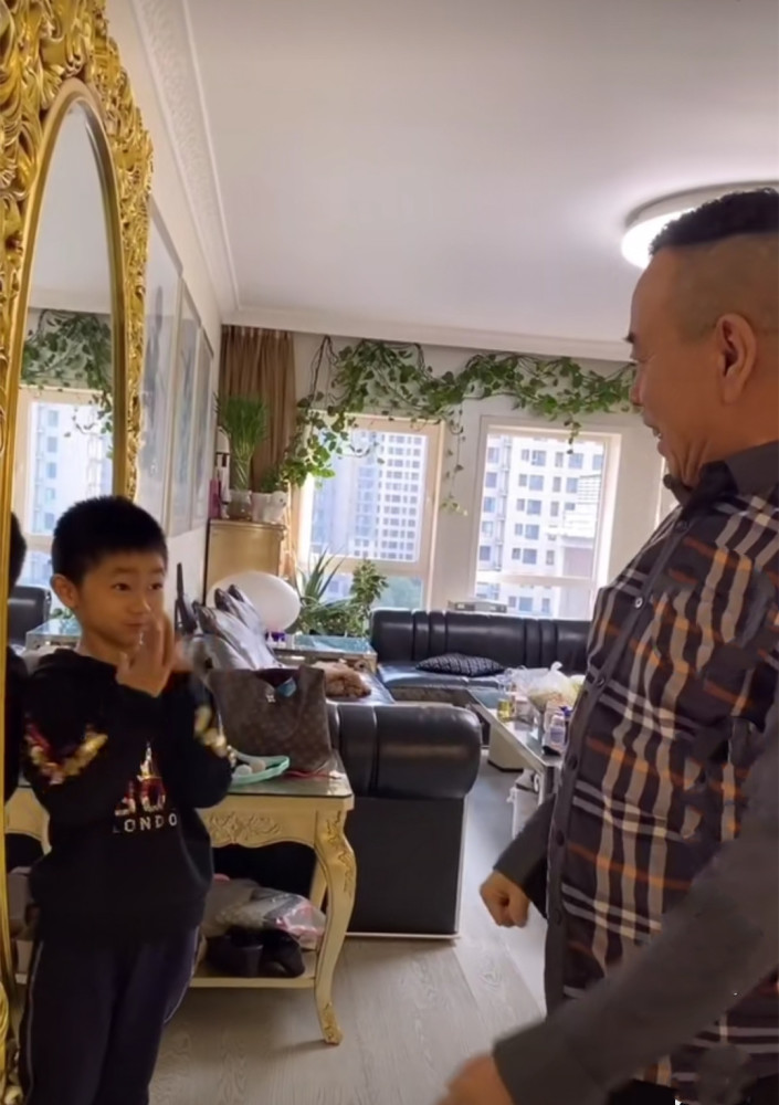 "老戏骨"潘长江的豪宅!装修不张扬,简约风格很大气!