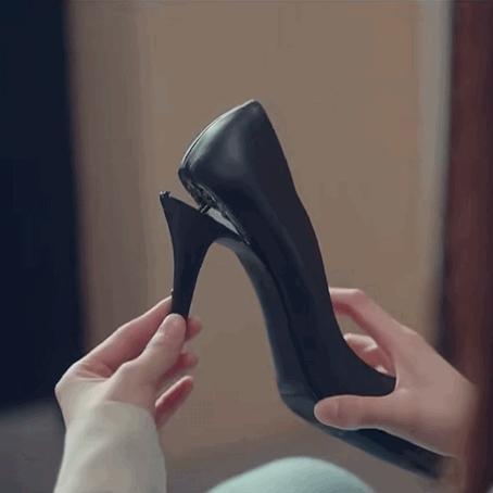 背爱马仕包的贫民窟女孩