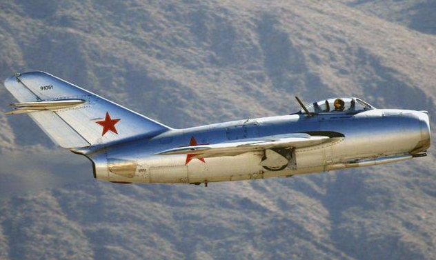 在四五代战机争锋的今天,有的国家连一代机都没有用过|米格19|俄罗斯