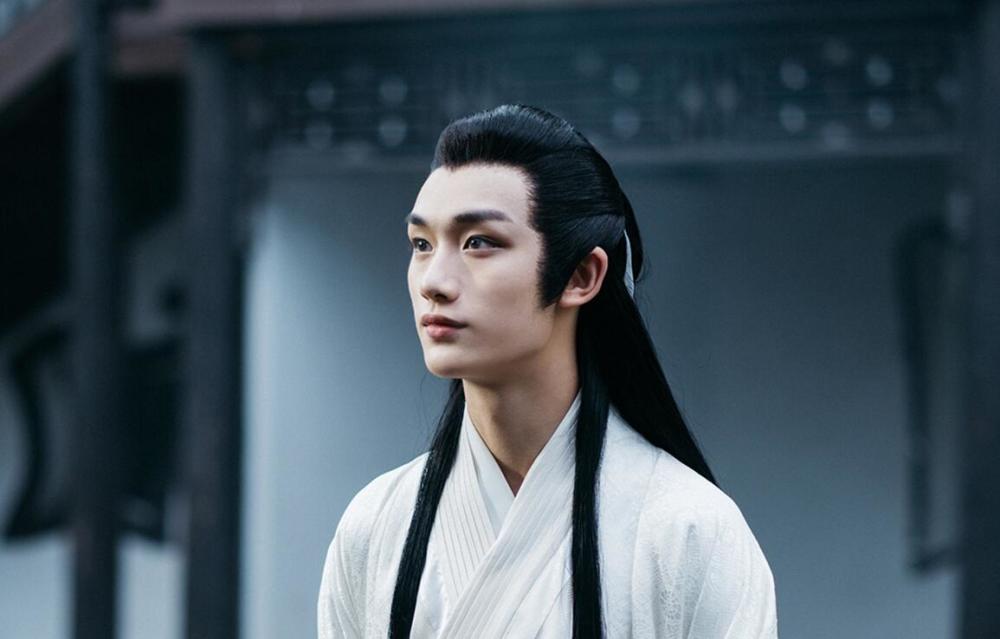 郭敬明|工作人员回应“孟子义改妆发”信息量大，郭敬明异常反应揭露真相