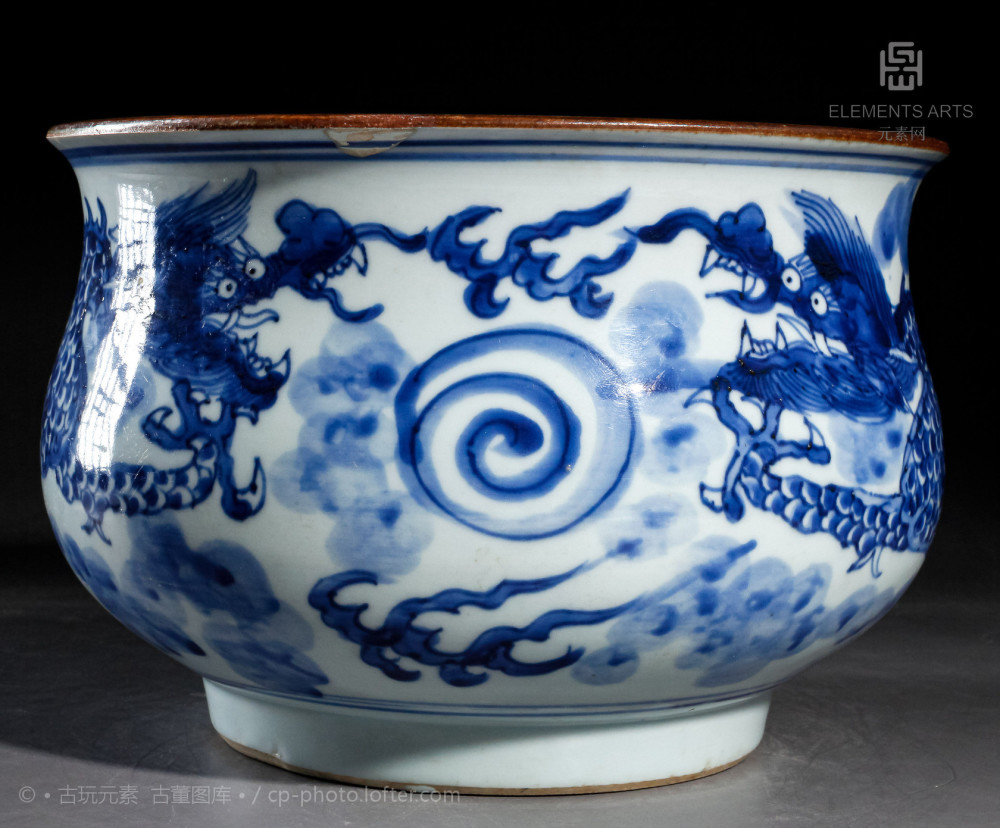 顺治龙纹三现大钵式炉