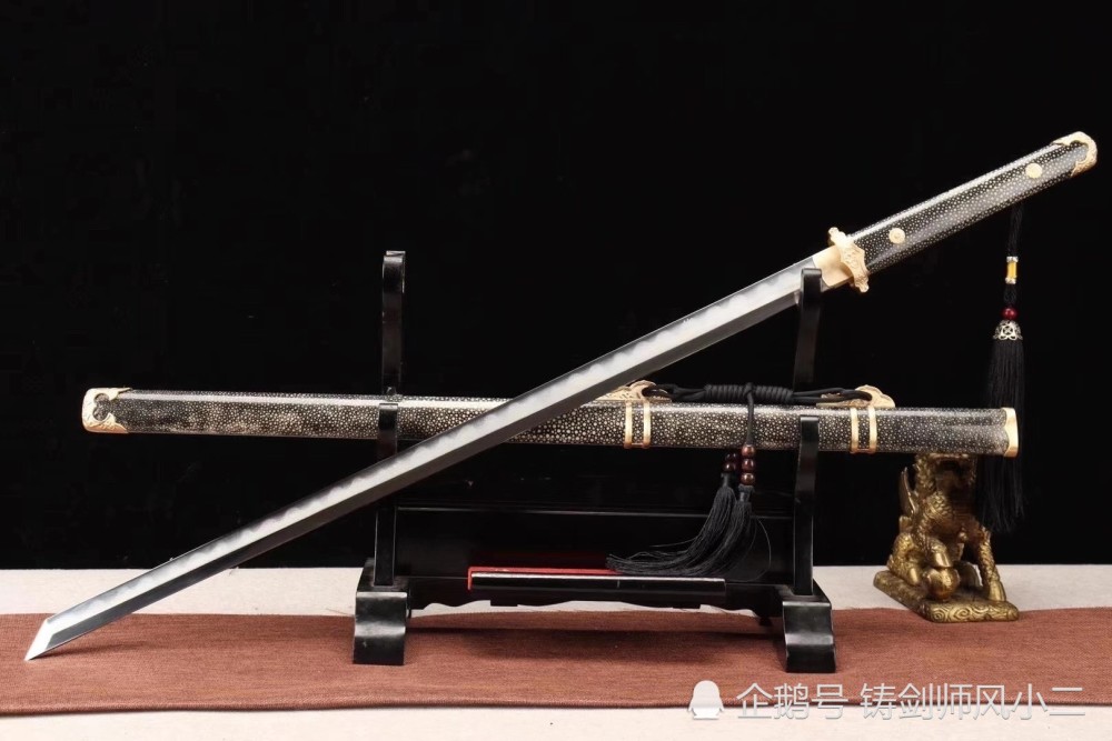 26寸长款百炼钢覆土烧刃系列鱼皮铜装宽刃唐刀