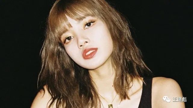 Lisa从4000人中脱颖而出 训练5年后火遍全球 如今被称为缪斯女神 Lisa Lalisa Blackpink 缪斯 韩流